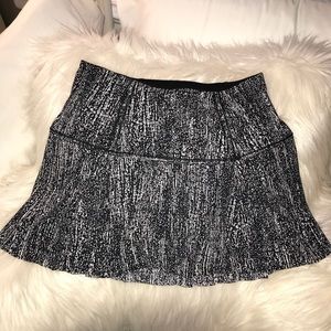 lost in pace lululemon skirt!